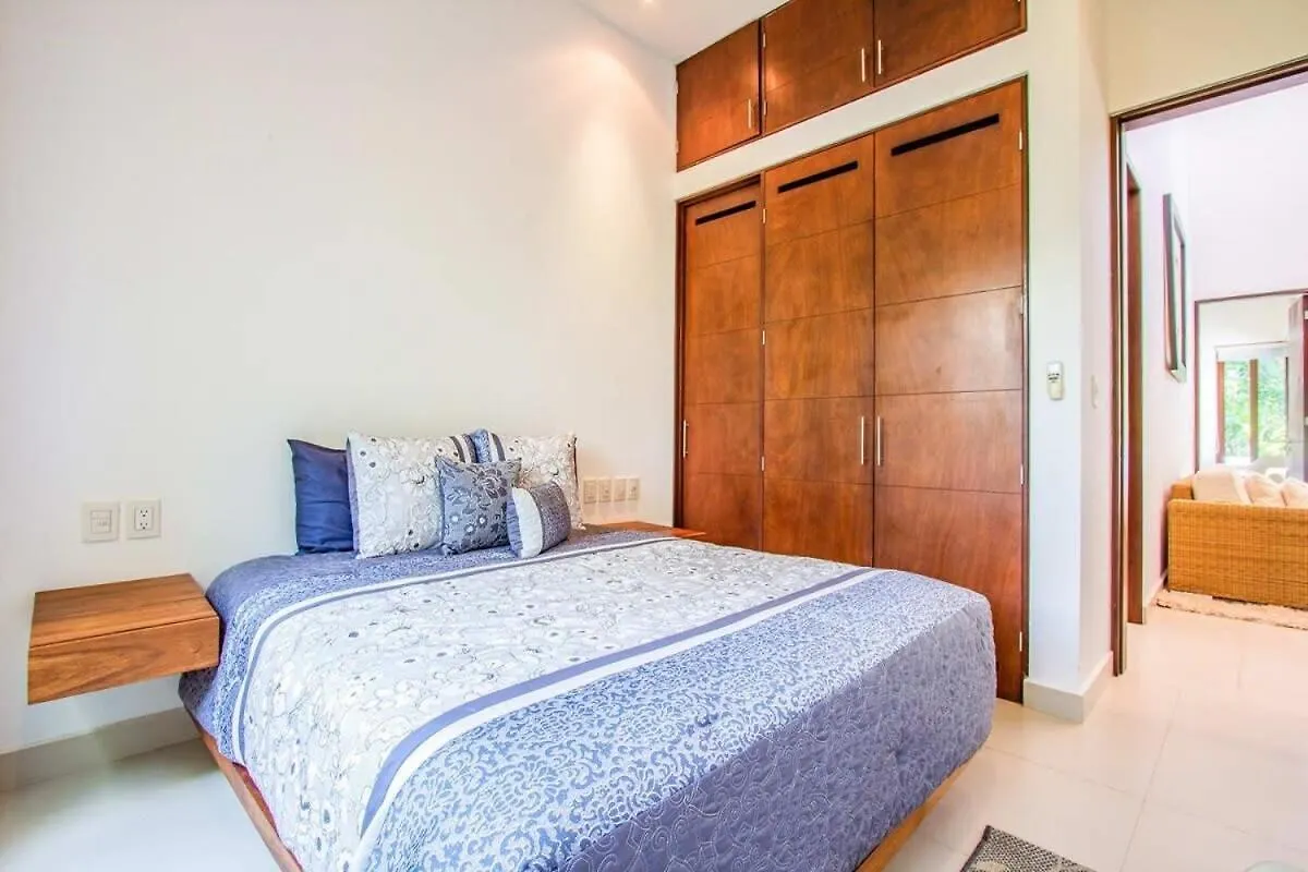 הוילה אקומל Private Terrace With Plunge Pool L Sat Tv L Beach Access בית נופש